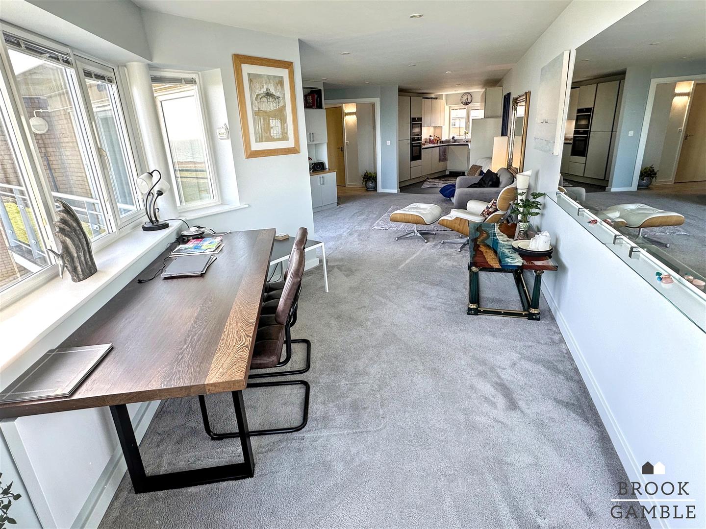 2 Bedroom Apartment - Purpose Built. 12 San Diego Way in Eastbourne,  10